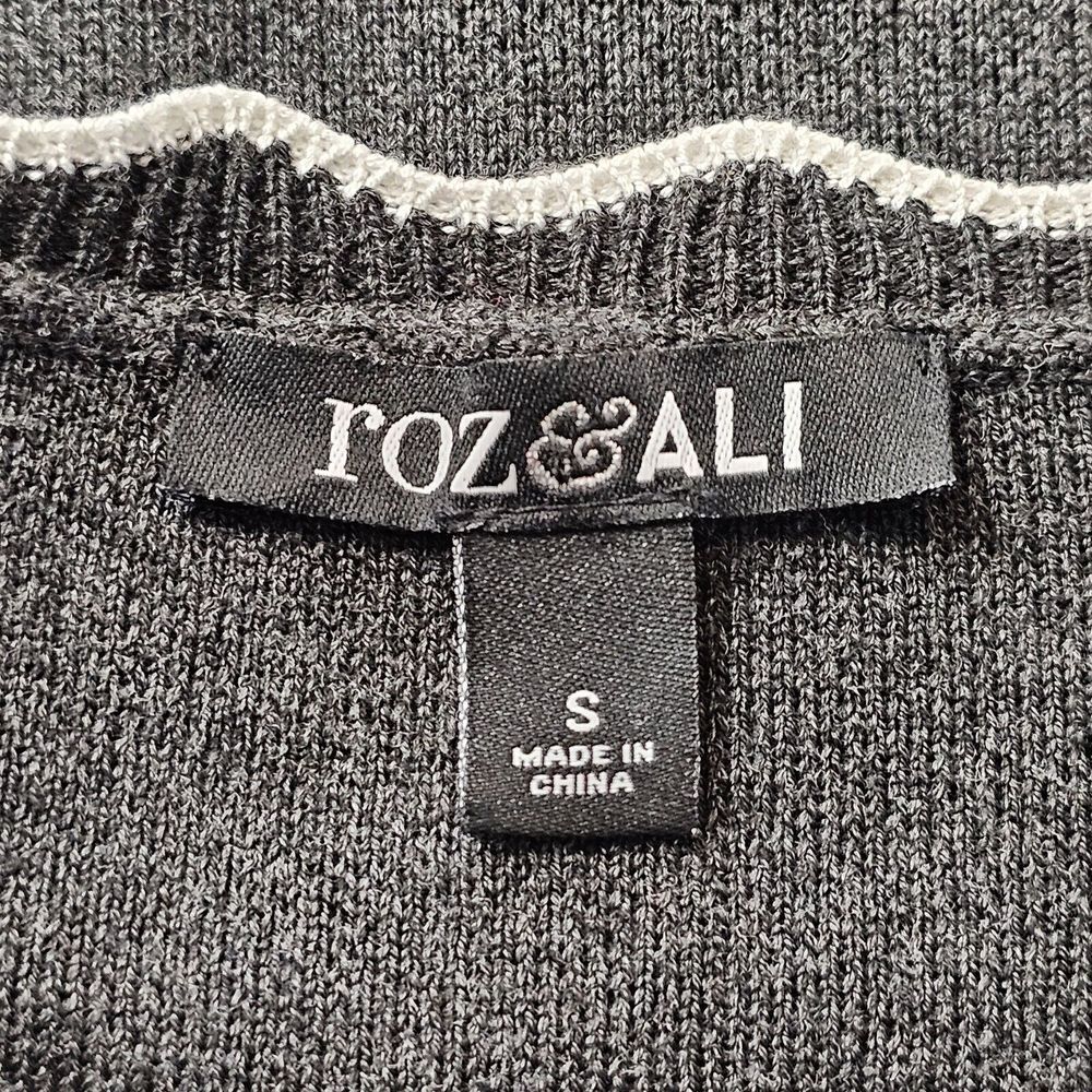 Roz & Ali Sweater‎ Dress Womens Size S Knit Scallop Round Neck Bell Sleeve Black - Picture 5 of 11